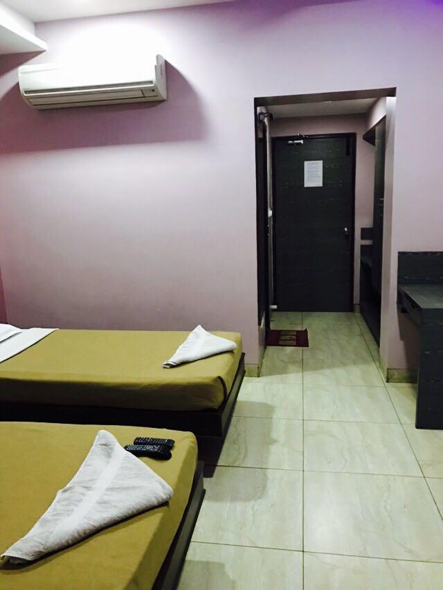 Iroomz Vaishali Residency Bellary Eksteriør billede