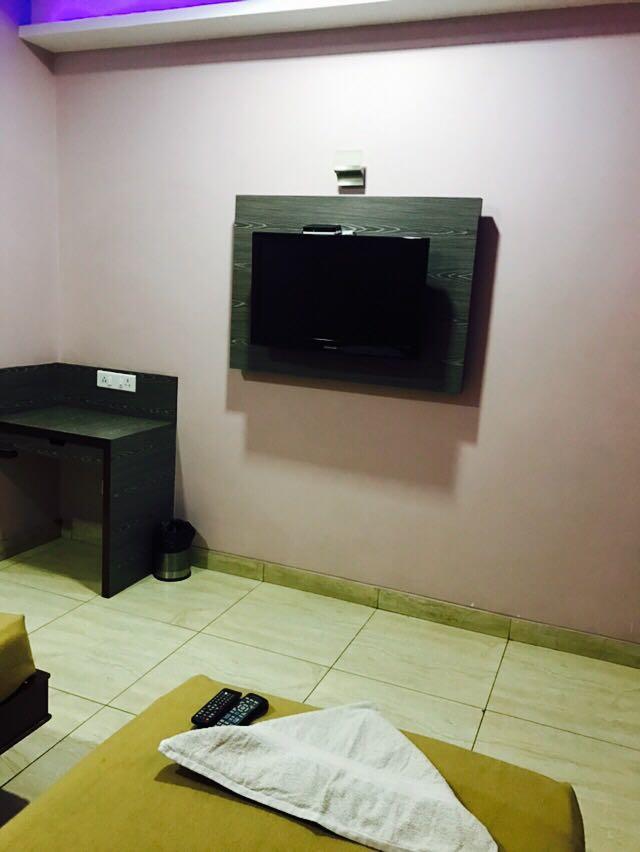 Iroomz Vaishali Residency Bellary Eksteriør billede